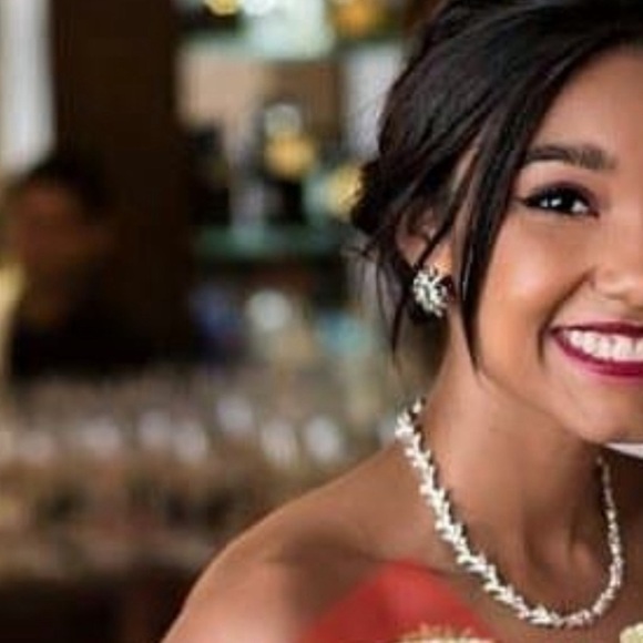 OSCAR DE LA RENTA clip on earrings - Picture 5 of 6